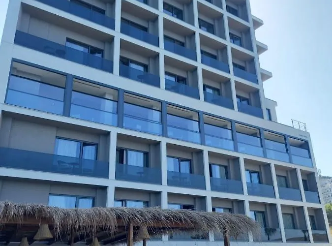 Joelle Premium Hotel
