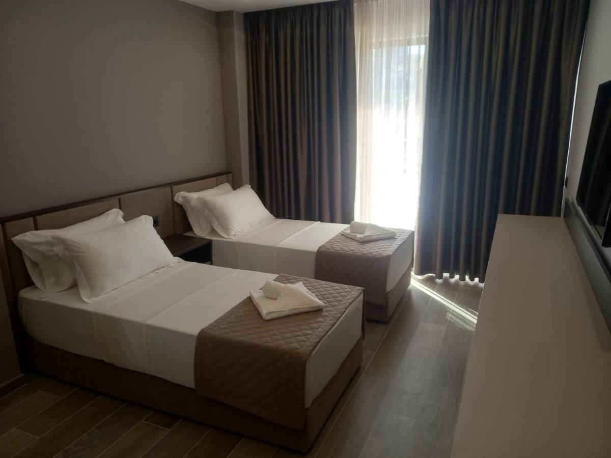 Joelle Premium 4* Saranda