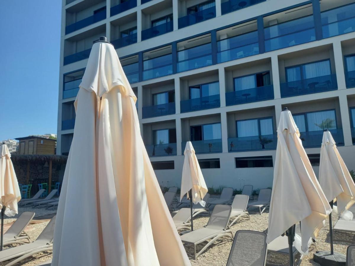 Joelle Premium Hotel