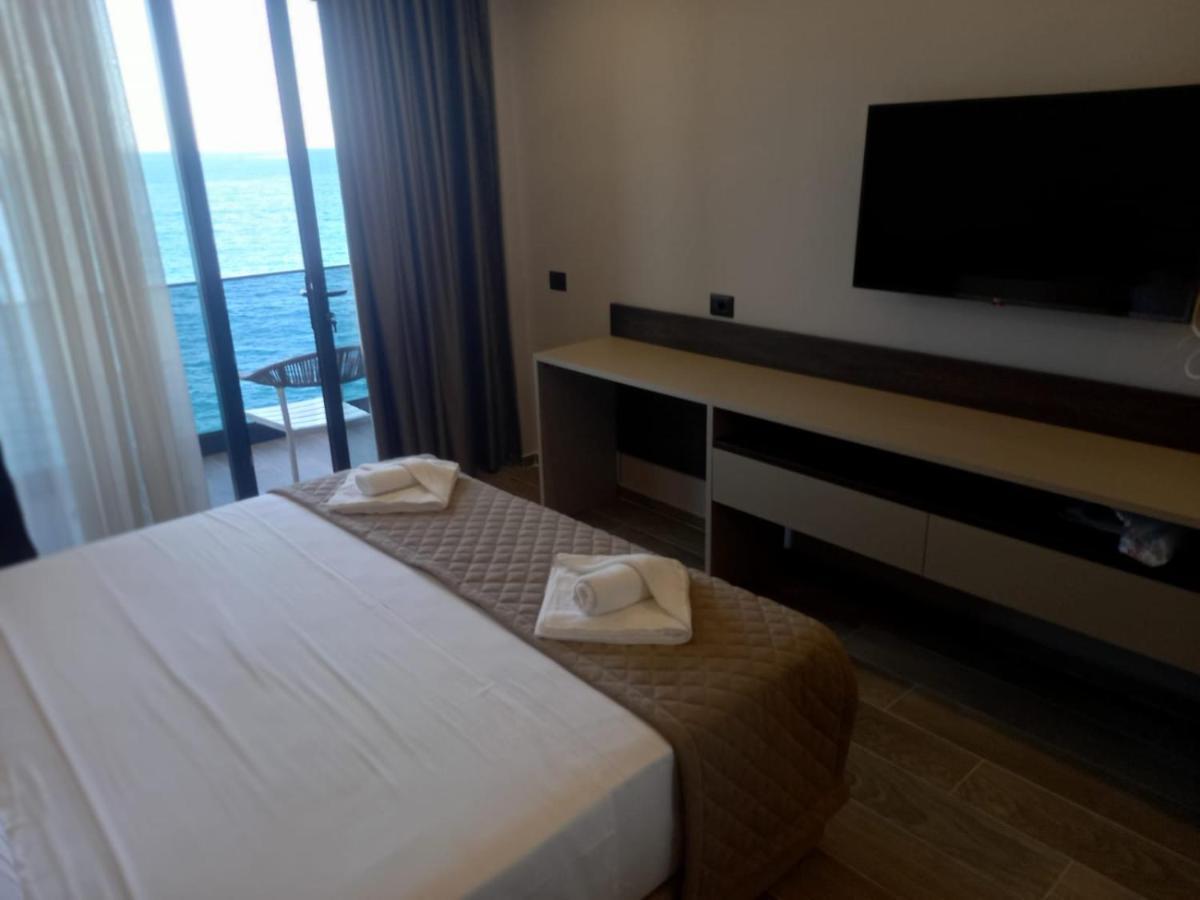 Joelle Premium 4*