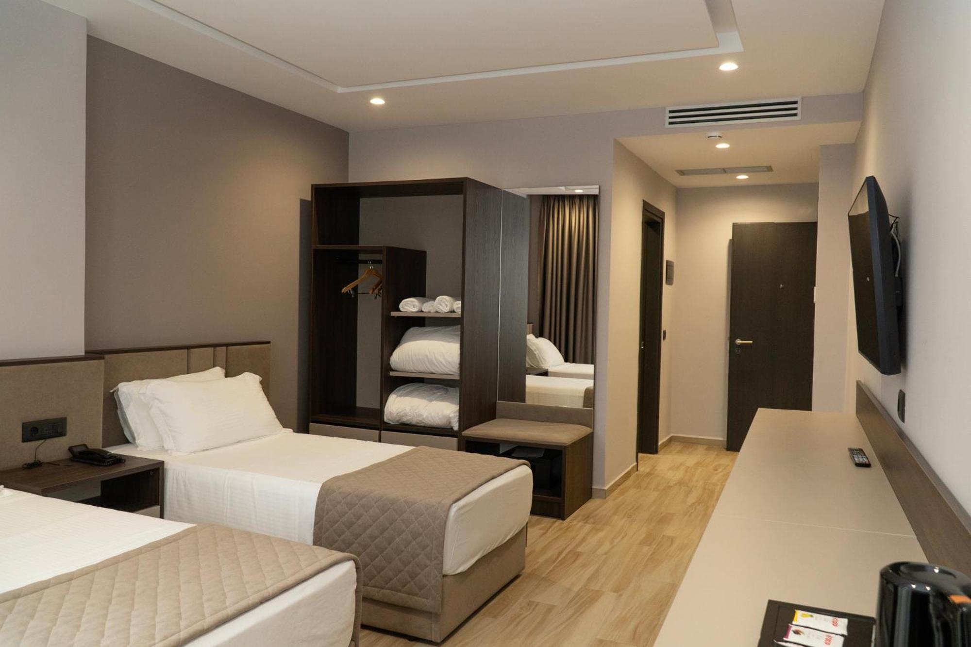 Joelle Premium Hotel 4*