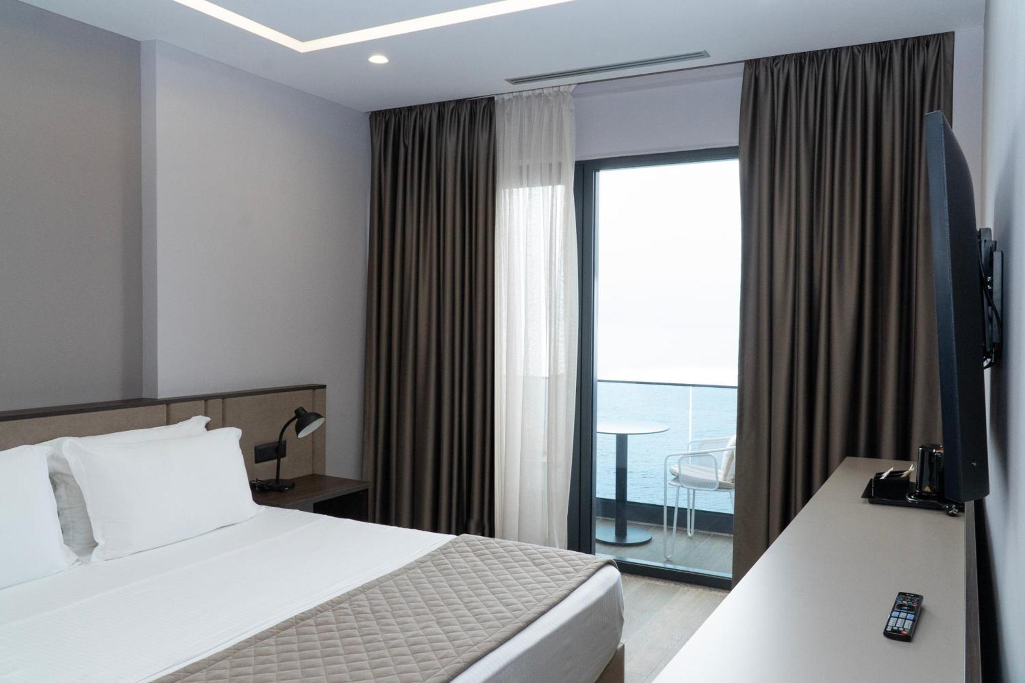 Joelle Premium 4* Sarande