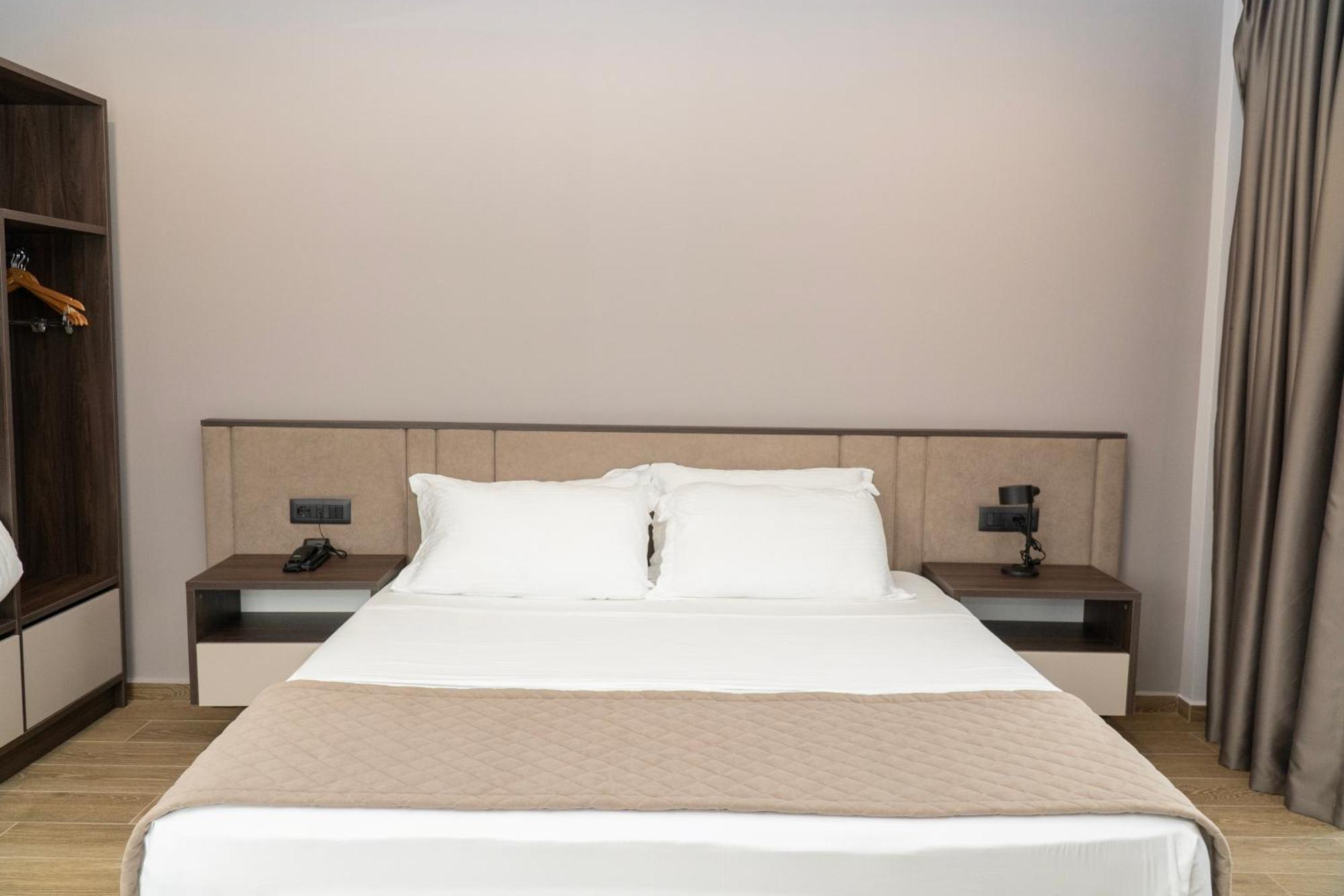 Hotel Joelle Premium Sarande